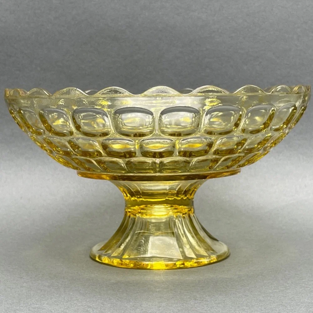 Vintage 10” Yorktown Colonial Thumbprint Amber Gold Footed Bowl Federal Glass